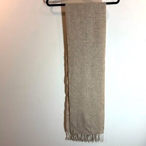 JOHNSTONS 100% Lambswool Fringed Neutral Scarf Oatmeal Light Beige Colour